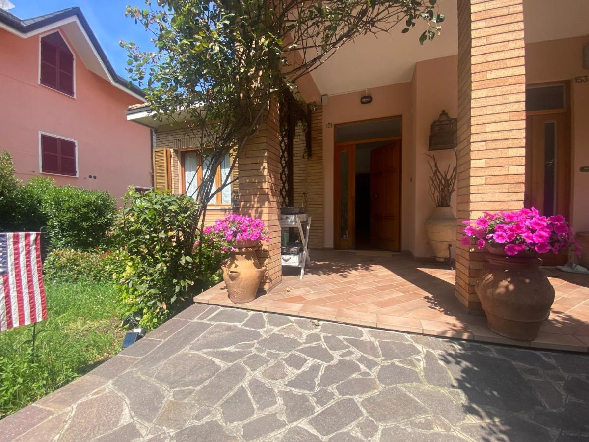 דירות Casa San Bartolo - Pesaro Baia Flaminia מראה חיצוני תמונה